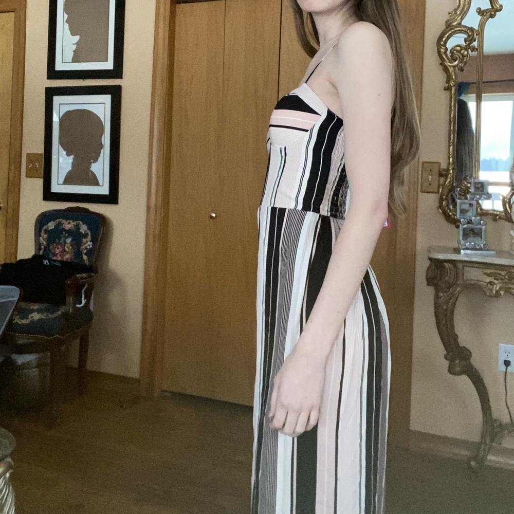 NWT striped romper - Picture 4 of 7